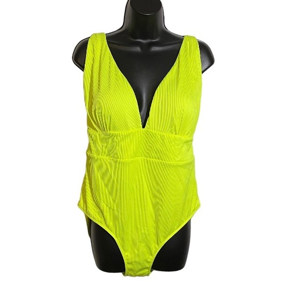 Coastal Waves Plunge Neckline Vibrant Yellow Swimsuit Women’s Size 3X - Picture 1 of 9